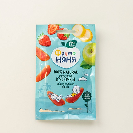 ФрутоНяня Фруктовые кусочки из яблок банан и клубники 15г